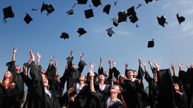 Gambar Artikel Mahasiswa Indonesia Dan Peran Kegiatan Penelitian Dalam Meningkatkan Kompetensi