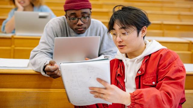 Gambar Artikel Mahasiswa Indonesia Dalam Membangun Budaya Akademik Yang Sehat Di Universitas