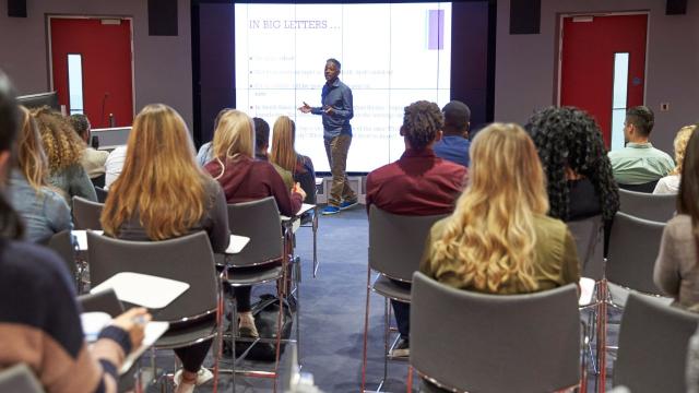 Gambar Artikel Mahasiswa Dan Tantangan Adaptasi Terhadap Perubahan Sistem Pendidikan Tinggi