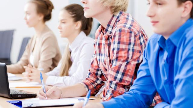 Mahasiswa Dan Dinamika Kehidupan Sosial Di Lingkungan Kampus