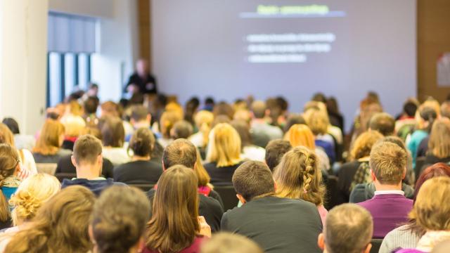 Gambar Artikel Mahasiswa Dan Peran Kolaborasi Dalam Proyek Akademik