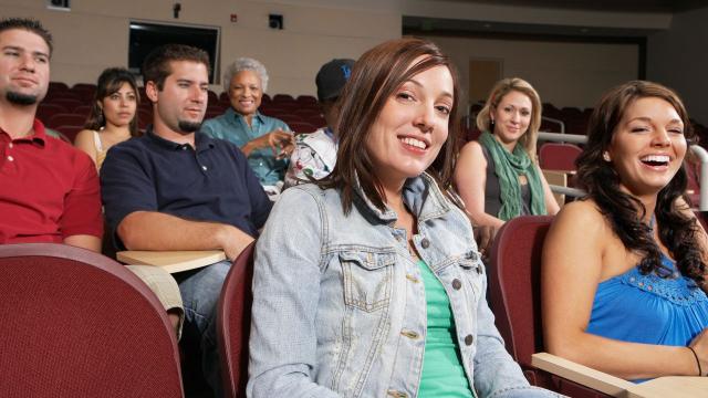 Gambar Artikel Mahasiswa Dan Pentingnya Literasi Digital Di Era Modern