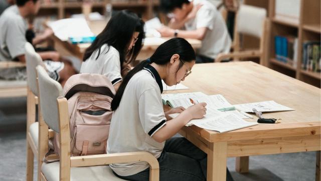 Dinamika Kehidupan Akademik Mahasiswa Di Universitas Indonesia