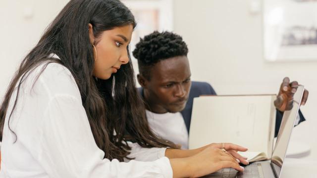 Gambar Artikel Dinamika Kehidupan Mahasiswa Dalam Sistem Pendidikan Tinggi Yang Terus Berkembang