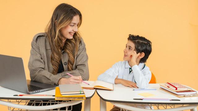 Gambar Artikel Mahasiswa Dan Tantangan Sehari-hari: Dari Kuliah Hingga Kehidupan Sosial