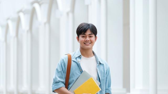 Gambar Artikel Mahasiswa Kreatif: Mengasah Akademik Dan Karakter Di Era Modern