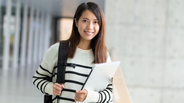 Gambar Artikel Mahasiswa Berkarakter: Menyeimbangkan Akademik, Kreativitas, Dan Toleransi