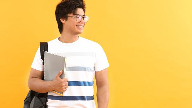 Gambar Artikel Mahasiswa Multitalenta: Menyeimbangkan Akademik, Kreativitas, Dan Kehidupan Sosial