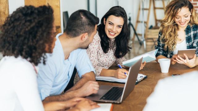 Gambar Artikel Mengasah Karakter Dan Kreativitas Di Dunia Kampus