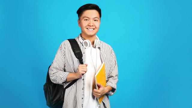 Gambar Artikel Mengelola Akademik, Sosial, Dan Kesehatan Di Universitas Modern