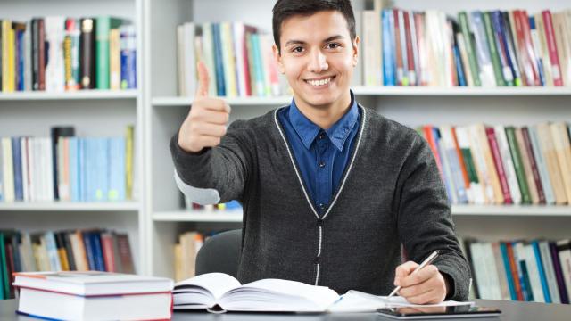 Gambar Artikel Menjalani Kehidupan Mahasiswa Di Universitas Indonesia Secara Seimbang Dan Produktif