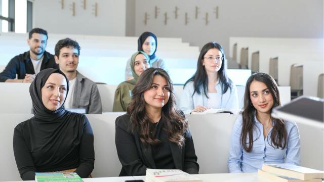 Gambar Artikel Kampus Dan Kemandirian: Proses Pendewasaan Mahasiswa Di Indonesia