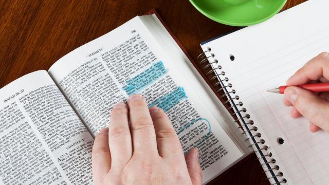 Dinamika Kehidupan Mahasiswa Di Era Modern: Antara Prestasi Akademik Dan Keseimbangan Diri