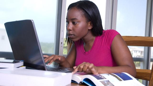 Mahasiswa Multitalenta: Mengembangkan Akademik, Organisasi, Dan Kreativitas