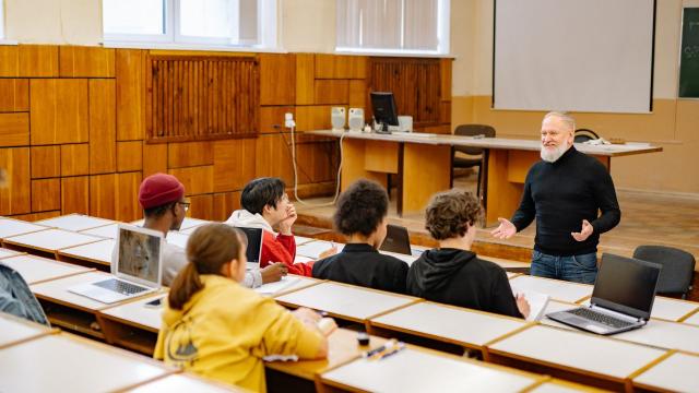 Gambar Artikel Dinamika Kehidupan Mahasiswa Di Perguruan Tinggi Indonesia