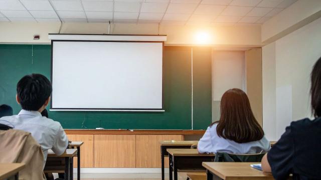 Ruang Belajar Mahasiswa: Antara Kurikulum, Organisasi, Dan Keseimbangan Hidup