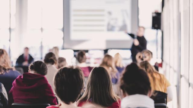 Gambar Artikel Mahasiswa Dalam Proses Pengembangan Diri Dan Kehidupan Kampus