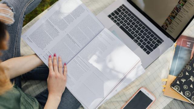 Mahasiswa Dan Budaya Akademik Sebagai Fondasi Pendidikan Berkualitas