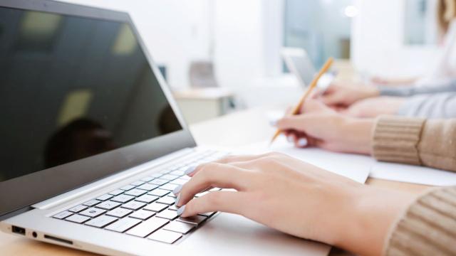 Menjalani Hari-Hari Sebagai Mahasiswa Indonesia: Antara Tanggung Jawab Dan Pencarian Jati Diri