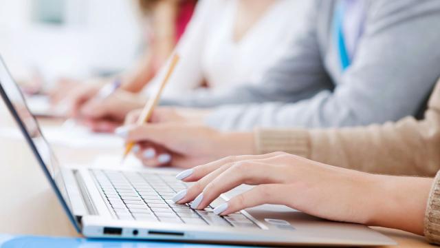 Gambar Artikel Menjalani Perkuliahan Dengan Segala Dinamikanya: Potret Kehidupan Mahasiswa Indonesia