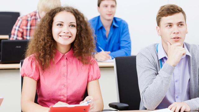 Gambar Artikel Menjadi Mahasiswa Produktif: Antara Akademik, Sosial, Dan Kesehatan