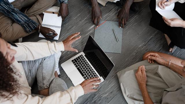 Gambar Artikel Mahasiswa, Pendidikan Karakter, Dan Keseimbangan Hidup Di Perguruan Tinggi Indonesia