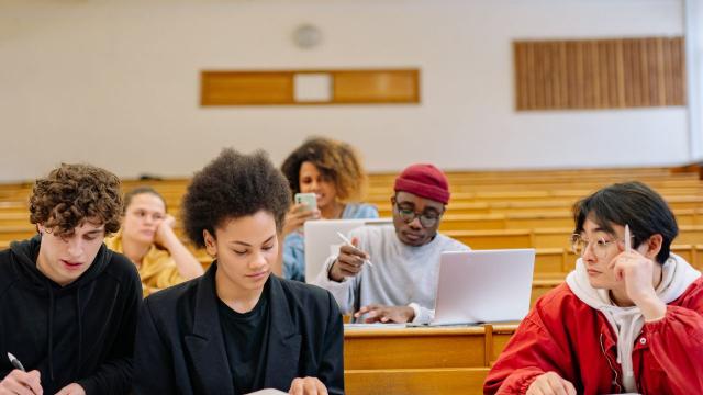 Gambar Artikel Mahasiswa Dan Pembelajaran Kolaboratif Dalam Meningkatkan Kualitas Akademik