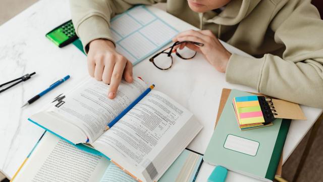 Gambar Artikel Mahasiswa Dan Tantangan Adaptasi Kurikulum Di Era Perubahan Pendidikan