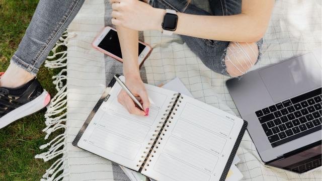 Gambar Artikel Mahasiswa Dan Peran Perguruan Tinggi Dalam Menumbuhkan Budaya Riset