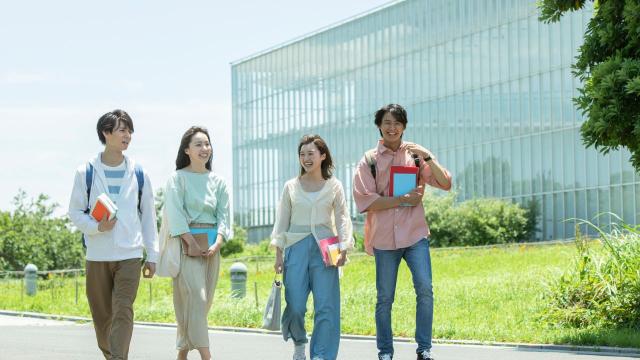 Gambar Artikel Mahasiswa Dan Tanggung Jawab Sosial: Membangun Kepedulian Di Lingkungan Kampus