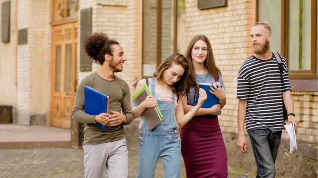 Gambar Artikel Budaya Akademik Kampus Dan Pengaruhnya Terhadap Prestasi Serta Kesehatan Mahasiswa