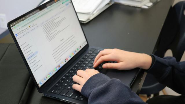 Mahasiswa Dan Motivasi Belajar: Kunci Prestasi Akademik, Kehidupan Sosial, Dan Kesehatan Mental