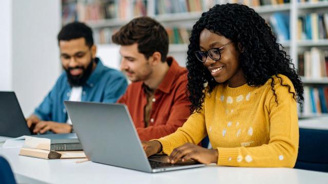 Mahasiswa Dan Manajemen Waktu: Kunci Bertahan Di Tengah Tuntutan Akademik Dan Sosial
