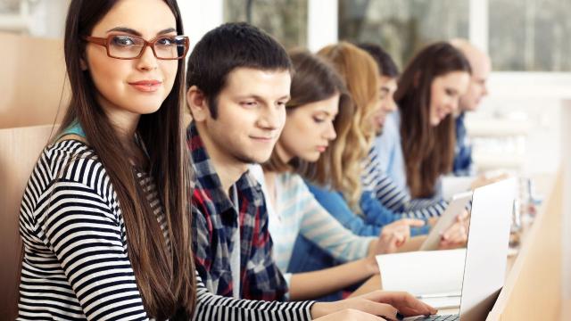 Pengaruh Gaya Hidup Kampus Terhadap Kesehatan Dan Prestasi Mahasiswa