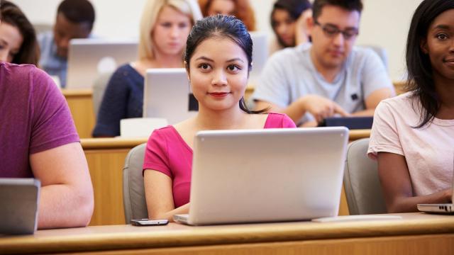 Mahasiswa Dan Etika Akademik: Menjaga Integritas Di Tengah Tekanan Perkuliahan