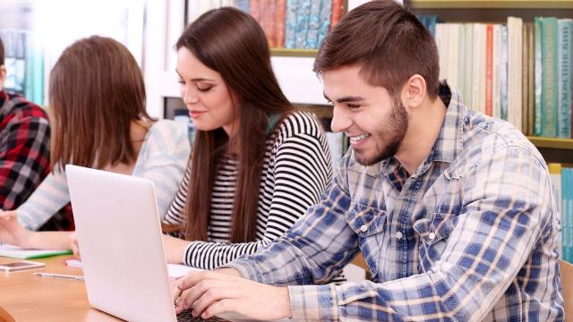 Gambar Artikel Mahasiswa Dan Budaya Belajar: Membentuk Pola Akademik Yang Sehat Dan Berkelanjutan