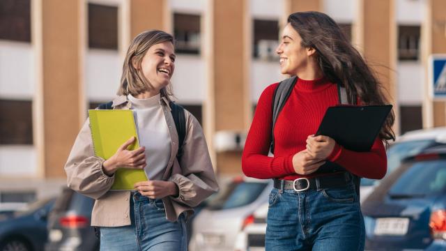 Gambar Artikel Menyiapkan Mahasiswa Indonesia Yang Tangguh Melalui Kurikulum Relevan Dan Pendidikan Karakter