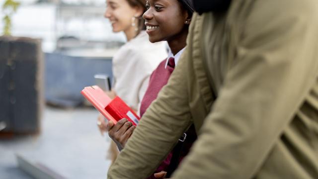 Gambar Artikel Mahasiswa Sebagai Agen Perubahan: Peran Pendidikan Tinggi Dalam Membentuk Generasi Berkarakter