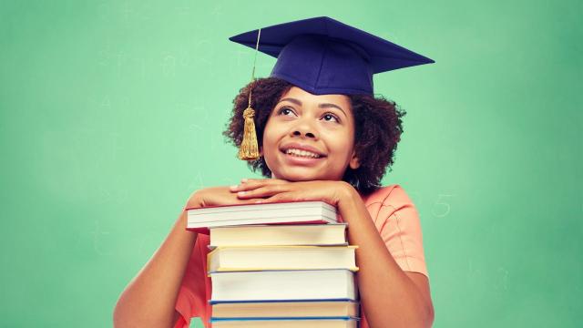 Kampus Sebagai Ruang Tumbuh: Antara Ideal Akademik Dan Realitas Kehidupan Mahasiswa