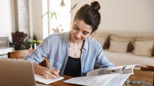 Gambar Artikel Potret Kehidupan Mahasiswa Di Berbagai Jenis Perguruan Tinggi Indonesia