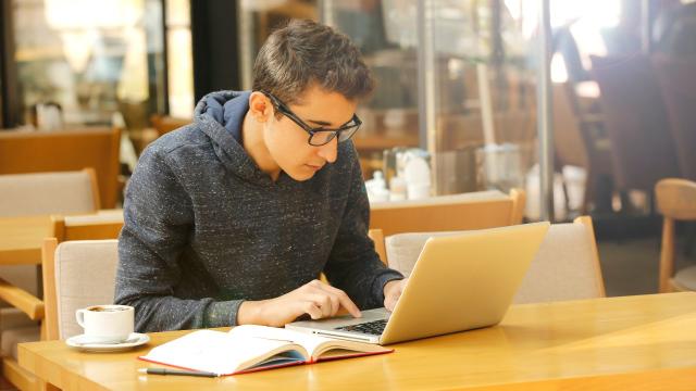 Gambar Artikel Makna Kehidupan Kampus Bagi Mahasiswa Dalam Proses Pendewasaan Diri