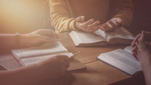 Adaptasi Mahasiswa Baru Terhadap Dunia Kampus Di Indonesia