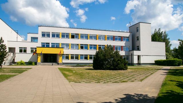 Gambar Artikel Mahasiswa Indonesia Dan Realitas Kampus: Antara Tanggung Jawab Dan Pengembangan Diri