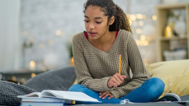 Gambar Artikel Mahasiswa Indonesia: Menjadi Mandiri Di Tengah Dinamika Kampus