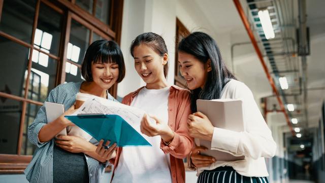 Dinamika Mahasiswa Indonesia: Menjalani Kuliah Dalam Lingkungan Yang Kompetitif