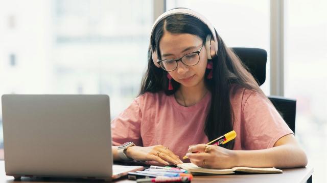 Mahasiswa Indonesia Dan Dinamika Kehidupan Kampus Masa Kini