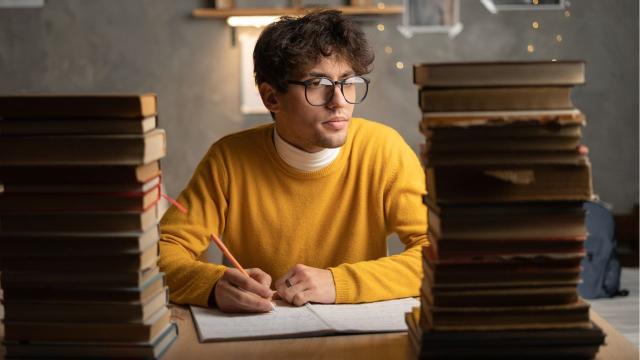 Gambar Artikel Mahasiswa Indonesia Dan Tantangan Kehidupan Kampus Modern