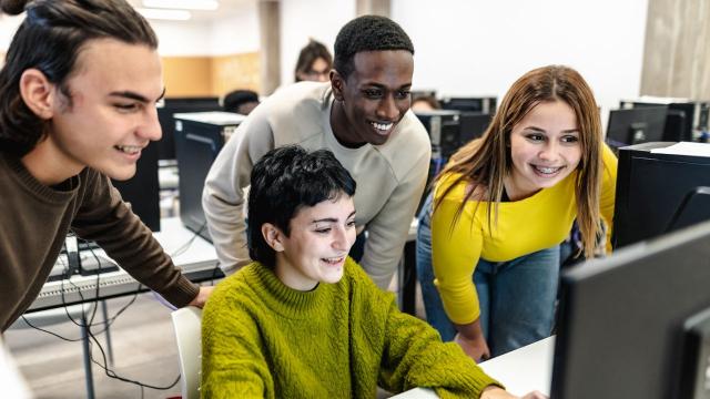 Kewirausahaan Mahasiswa Di Indonesia: Kreativitas, Inovasi, Dan Pembelajaran Mandiri