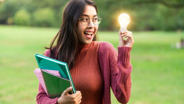 Mahasiswa Dan Tantangan Etika Di Lingkungan Akademik Modern Indonesia