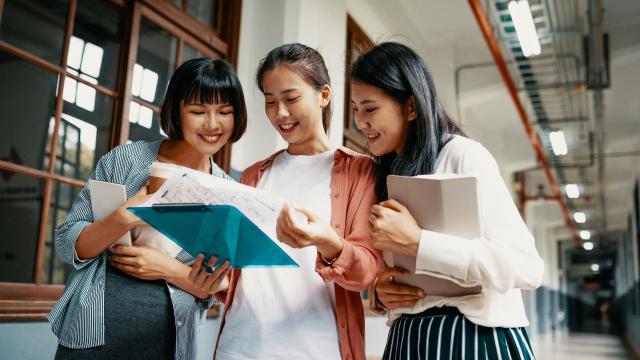 Gambar Artikel Mahasiswa Dan Peran Literasi Akademik Dalam Menunjang Prestasi Studi